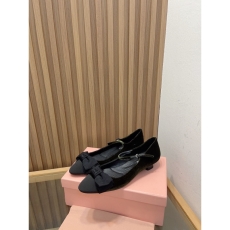 Miu Miu flat shoes